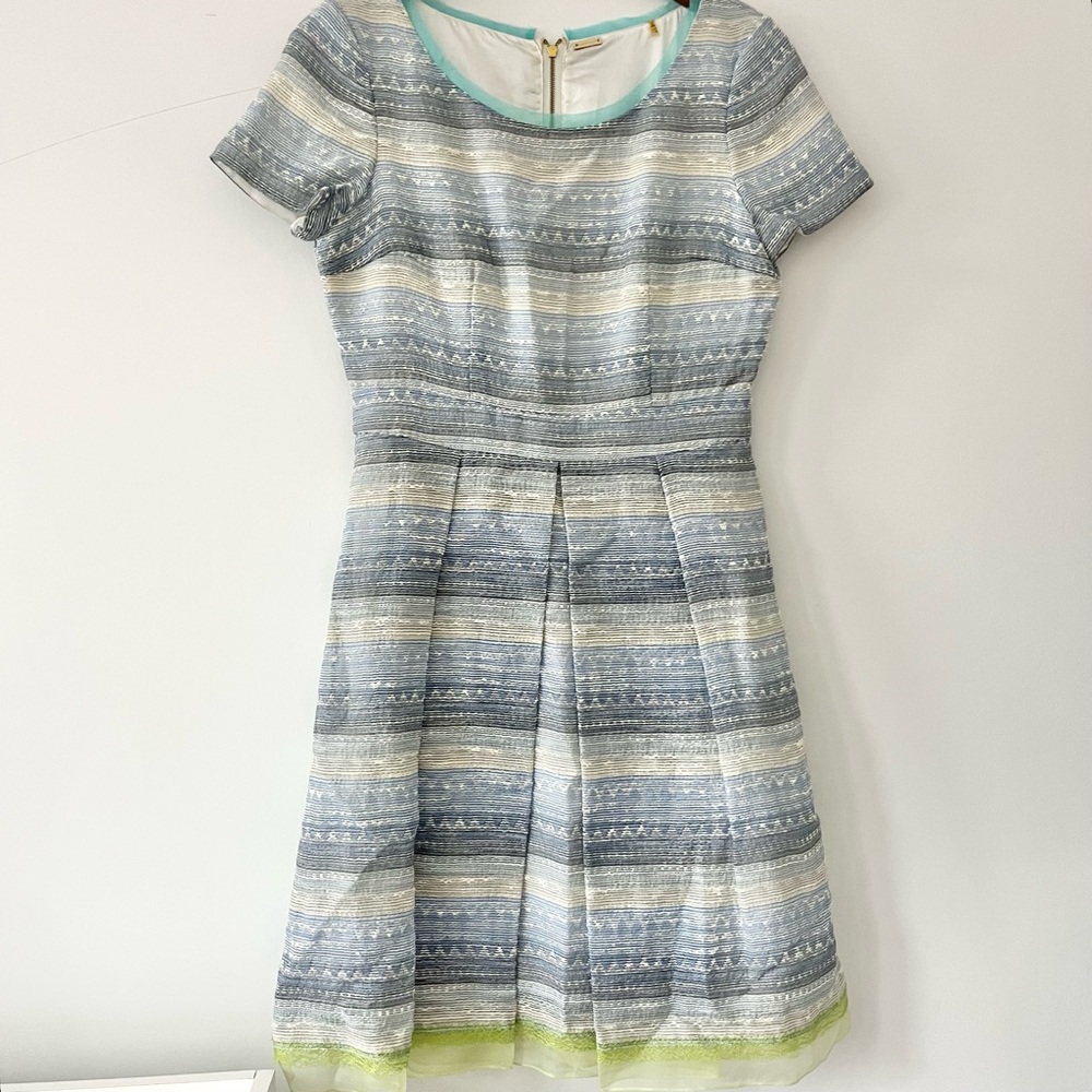 Elie Tahari Glenda Tweed Lace Cocktail Dress White Blue Green Lined Layered US 6